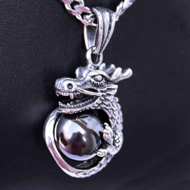 Ocelový Přívěsek - Drak s Černou koulí / Dragon & Black Ball (018)